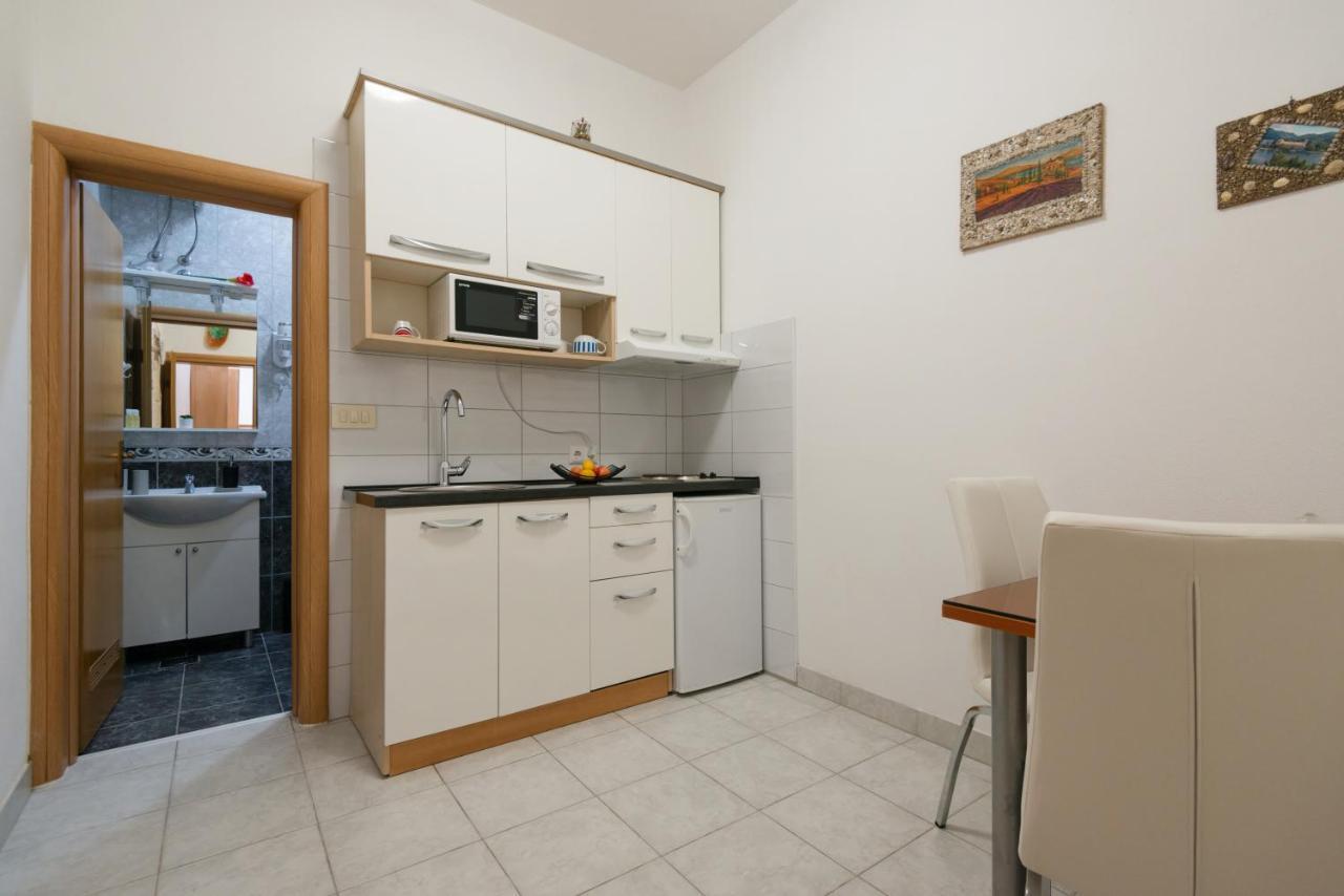 Guesthouse Sanela بومينا المظهر الخارجي الصورة
